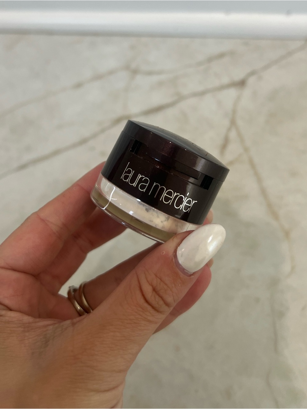 Laura Mercier Undercover Pot-3 Setting Powder